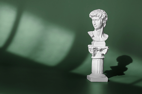 포토 JPG 해외이미지 디자인 남자 얼굴 조각 건축양식 창문 표면 실내 그림자 미술 서기 사람 사람없음 내부 장식 초록색 빛 햇빛 조각상 반사 머리 맑음 화장품 이탈리아 무대 골동품 흰색 발표 클래식 상품 받침대 묘사 진열장 대리석 덮기 몸통 그리스인 르네상스 지휘대 미니멀 해외202309 해외포토 서양인 건축 유럽 컬러 컨셉 재료 모션 날씨 문화예술 신체부위 태양 조형물 뷰티 파일형식