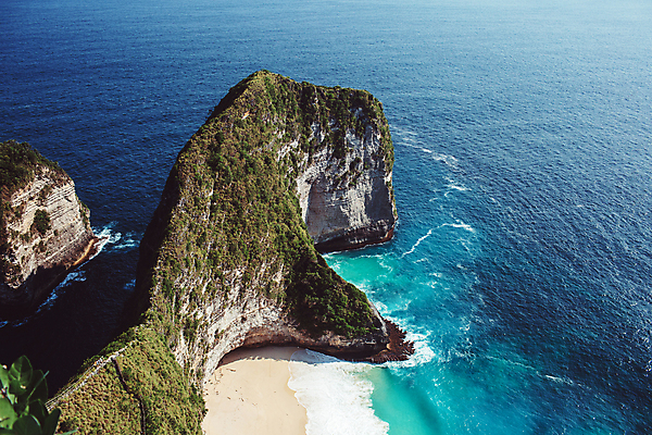 포토 JPG 해외이미지 바다 섬 여행 백그라운드 자연 하늘 휴가 안테나 해변 사람없음 야외 물 파란색 하이앵글 햇빛 뷰티 일몰 놀람 저녁 엽서 항공촬영 파라다이스 해외202309 해외포토 자연요소 감정 뷰포인트 컬러 통신 표정 태양 노을 야간 편지 생태계 파일형식