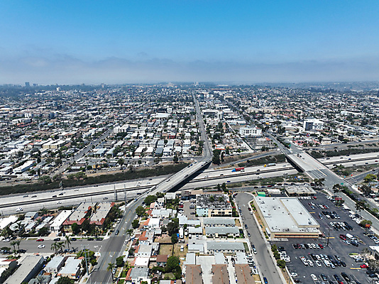 포토 JPG 해외이미지 도로 비즈니스 자동차 하늘 거리 주택 사람없음 야외 파란색 유행 미국 수확 도시 도심 캘리포니아 콘도 커뮤니티 북쪽 타운 이웃 남쪽 산티아고 조감도 힙스터 해외202309 해외포토 패션 길 육상교통 컬러 북아메리카 농업 교통시설 숙소 건물 방향 파일형식
