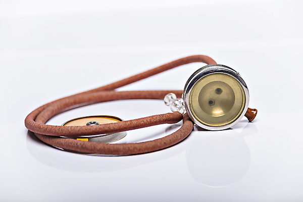 포토 JPG 해외이미지 과학 백그라운드 청진기 건강 병원 사람없음 약 의사 수확 골동품 흰색 기구 심볼 오브젝트 문서 복고 판화 고립 그런지 돌봄 옛날 해외202309 해외포토 컬러 농업 의학 의료기기 모션 미술 의료진 파일형식