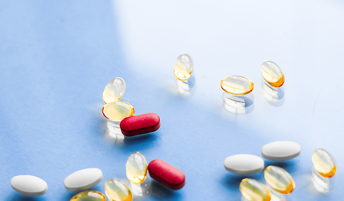 포토 JPG 해외이미지 건강 사람없음 치료 알약 여러개 의료용품 낟알 약국 오브젝트 영양제 해외202309 해외포토 다수 의학 의료기기 약 파일형식