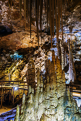 포토 JPG 해외이미지 지구 벽 여행 자연 산 실내 사람없음 내부 관광지 촉촉함 기둥 동굴 크리스탈 지하 칠면조 내추럴 랜드마크 석회암 옛날 절정 종유석 지질 지질학 천식 칼슘 특별함 환상 튀르키예 해외202309 해외포토 교육 건축 아시아 컨셉 조류 젖음 암석 질병 광석 생태계 파일형식