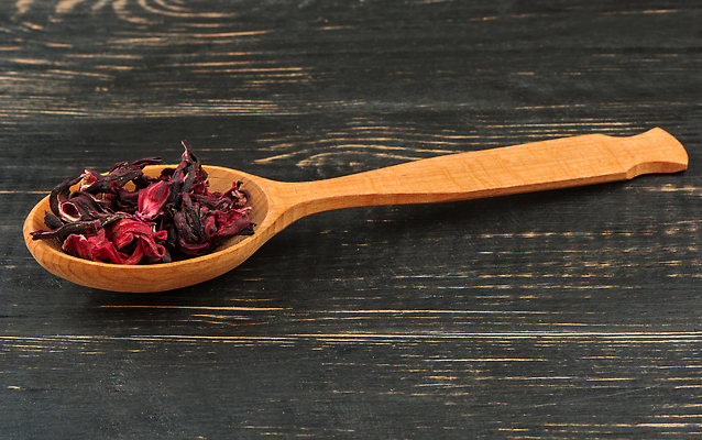 포토 JPG 해외이미지 식물 꽃잎 꽃 음료 음식 컬러 백그라운드 잎 다이어트 자연 탁자 아침 휴식 건조 건강 식이요법 사람없음 목재 가로 빨간색 약 숟가락 어둠 머그컵 신선 뜨거움 차 먹기 허브 국자 상쾌 유기농 비타민 히비스커스 해외202309 해외포토 주간 나무 웰빙 감정 가구 컨셉 재료 의학 모션 주방용품 수저 컵 생태계 영양소 파일형식