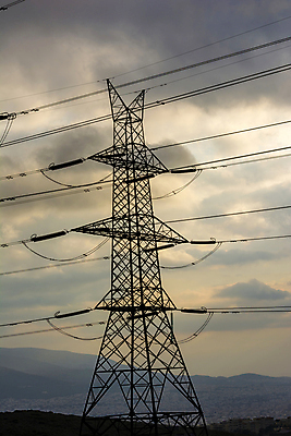 포토 JPG 해외이미지 실루엣 산업 선 하늘 산 안테나 사람없음 야외 탑 금속 힘 일몰 에너지 위험 큼 전염 철사 봉 분배 전압 철강 해외202309 해외포토 건축물 컨셉 통신 재질 촬영기법 노을 질병 크기 감염 파일형식