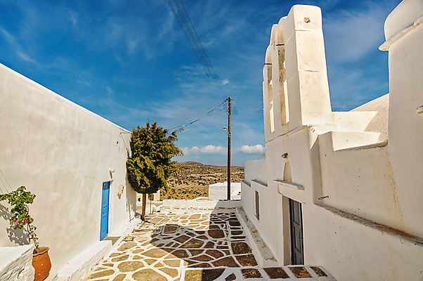 포토 JPG 해외이미지 나무 전통 외관 도로 벽 섬 여행 백그라운드 건축양식 자연 하늘 휴가 거리 주택 풍경 사람없음 야외 건물 여름 도시풍경 마을 환경 발코니 도시 보행자 보행로 도심 그리스 타운 이웃 그리스인 랜드마크 해외202309 해외포토 서양인 식물 건축물 계절 건축 유럽 길 교통시설 생태계 파일형식
