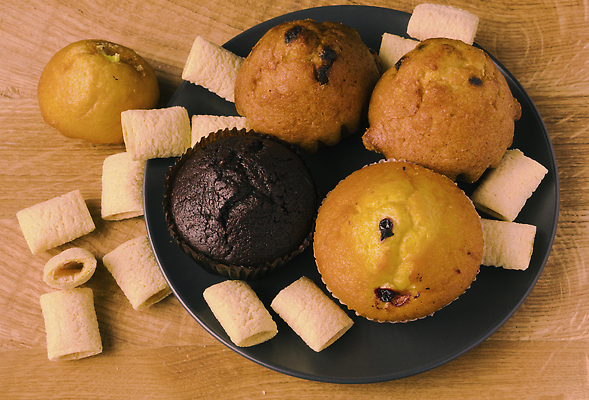 포토 JPG 해외이미지 열매 음식 백그라운드 과일 디저트 건강 사탕 요리 사람없음 컵 갈색 쿠키 과자 케이크 초콜릿 식사 빵집 신선 차 달콤 맛 아침식사 유혹 설탕 컵케이크 굽기 오브젝트 블루베리 머핀 칼로리 점심식사 고립 단절 번 페스츄리 해로움 핸드메이드 캐러멜 맛있는 해외202309 해외포토 식물 식기 음료 빵 컬러 컨셉 상점 구이 파일형식