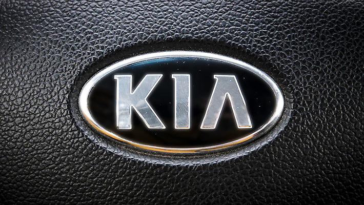 포토 JPG 해외이미지 디자인 산업 백그라운드 자동차 사람없음 금속 검은색 우아함 제조 핸들 가죽 심볼 묘사 사인 해외202309 해외포토 육상교통 컬러 컨셉 재질 파일형식