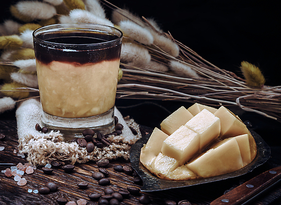 포토 JPG 해외이미지 디자인 커피 음료 조각 검은배경 미술 사람없음 장식 노란색 주스 원두 신선 달콤 맛 혼합 굽기 열대과일 메뉴 상쾌 향 꿀 비타민 에스프레소 떨림 구성 스무디 아라비카 이국적 핸드메이드 맛있는 해외202309 해외포토 감정 컬러 백그라운드 컨셉 과일 모션 문화예술 검은색 구이 영양소 파일형식