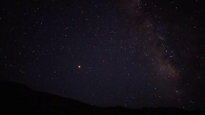 포토 JPG 해외이미지 구름 별 과학 하늘 풍경 사람없음 우주 검은색 어둠 별자리 분위기 야간 은하계 천문학 해외202309 해외포토 자연요소 교육 컬러 컨셉 파일형식