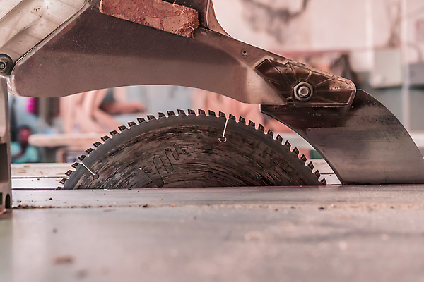 포토 JPG 해외이미지 나무 직업 산업 가구 공장 노동자 기술 창조 사람없음 목재 기계 공구 업무 원형 칼날 작업실 수리 자르기 목수 만들기 날카로움 목공예 잡동사니 DIY 공예가 부스러기 수목 철강 톱밥 톱질 해외202309 해외포토 도형 식물 생활용품 재료 공업 모션 취미 도구 작업 가루 공예 파일형식
