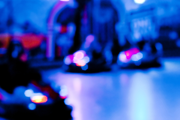 포토 JPG 해외이미지 디자인 선 백그라운드 이동 컨셉 패턴 자동차 벽지 표면 추상 미래 미술 경사 사람없음 아웃포커스 장식 빛 컬러풀 어둠 활발 원형 매끈함 야간 소프트포커스 속도 질감 보케 부드러움 겹침 빛망울 내추럴 광 블러 특별함 효과 해외202309 해외포토 자연요소 도형 육상교통 컬러 무늬 문화예술 촬영기법 감각 파일형식