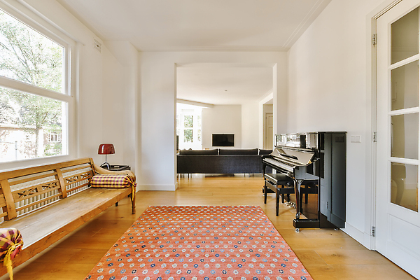 포토 JPG 해외이미지 창문 탁자 사람없음 인테리어 소파 문 텔레비전 카펫 공간 방 스탠드 해외202309 해외포토 디자인 가구 의자 조명 전자제품 파일형식