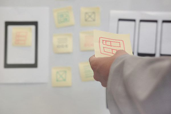 포토 JPG 해외이미지 직업 디자인 비즈니스 모바일 사람 사람없음 스마트폰 알약 웹 업무 체험 어플리케이션 목표 계획 디자이너 분석 레이아웃 UI 개발 반응 인터페이스 프로그래밍 프로젝트 사용자 셀룰러 해외202309 해외포토 컨셉 인터넷 핸드폰 스마트기기 약 작업 파일형식