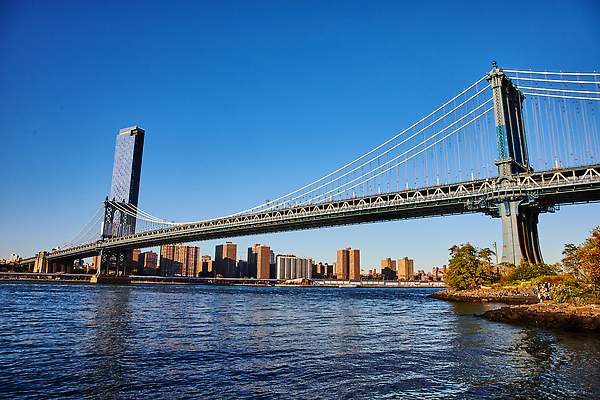 포토 JPG 해외이미지 도로 바다 여행 건축양식 교통시설 하늘 휴가 사람없음 건물 물 강 도시풍경 탑 항구 황혼 도시 만 역사 야간 뉴욕 대문 스카이라인 맨해튼 랜드마크 지원 브루클린 해외202309 해외포토 자연요소 건축물 건축 길 교통 풍경 문 미국 일몰 시설 파일형식