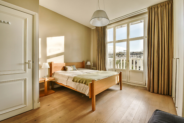 포토 JPG 해외이미지 창문 탁자 그림자 사람없음 인테리어 햇빛 문 공간 방 발코니 스탠드 커튼 해외202309 해외포토 디자인 가구 조명 태양 파일형식