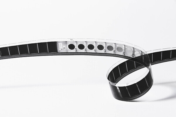 포토 JPG 해외이미지 포스터 조각 모션 실내 미술 사람 사람없음 빛 카메라 우주 디지털 스크린 사진촬영 텔레비전 장비 수확 업무 만화 영화관 필름 영화 오브젝트 복고 쇼 테이프 방송 장면 동영상 책임자 얼레 할리우드 고립 그런지 부정적 옛날 운영자 효과 해외202309 해외포토 감정 농업 문화예술 문구용품 내부 전자제품 촬영 작업 극장 로스앤젤레스 파일형식