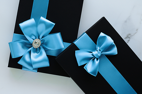 포토 JPG 해외이미지 리본 사람없음 선물상자 검은색 고급 보석 대리석 해외202309 해외포토 컬러 컨셉 재료 선물 상자 광석 파일형식