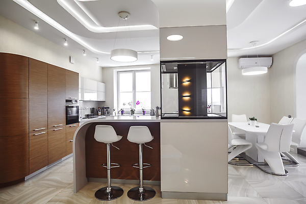 포토 JPG 해외이미지 디자인 가구 창문 주전자 바닥 아파트 주택 실내 사람없음 내부 목재 장식 주방 기계 방 회색 덮개 흰색 레인지 오픈 재산 고급 오븐 그릴 난로 찬장 맨션 진열장 조리대 냉장고 리빙 스테인레스 철강 화강암 스타일 세련 해외202309 해외포토 나무 컬러 생활용품 컨셉 재료 주방용품 건물 금융 가전제품 뚜껑 암석 난방기 파일형식