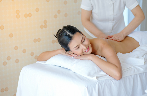 포토 JPG 해외이미지 백인 라이프스타일 손 웰빙 여자 꽃 행복 아시아 얼굴 신체 휴식 건강 미소 사람 동양인 두명 치료 빛 수건 뷰티 상점 스파 화장품 신선 마사지 고급 소중 허브 피부 아로마 테라피 내추럴 거짓말 돌봄 해외202309 해외포토 서양인 식물 감정 나라 컨셉 의학 모션 표정 인종 생활 신체부위 위생용품 파일형식