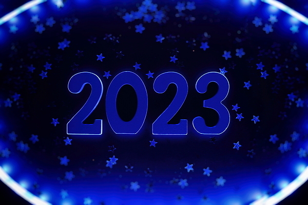 포토 JPG 해외이미지 템플릿 포스터 컬러 백그라운드 텍스트 불 휴가 불꽃 새해 기념 광고판 폭죽 미술 이벤트 사람없음 파란색 빛 컬러풀 뷰티 숫자 노란색 파티 검은색 축제 어둠 축하 황금 야간 각도 먼지 광 크리스마스이브 헤딩 해외202309 해외포토 자연요소 문자 컨셉 크리스마스 문화예술 알림판 축구 판 파일형식