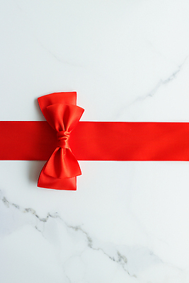 포토 JPG 해외이미지 리본 선 사람없음 빨간색 하이앵글 흰색 대리석 해외202309 해외포토 뷰포인트 컬러 재료 파일형식