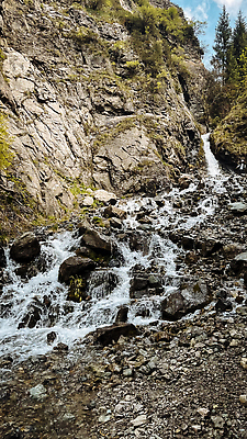 포토 JPG 해외이미지 나무 공원 여행 백그라운드 자연 벽지 하늘 날씨 산 파노라마 사람없음 야외 목재 초록색 물 파란색 강 햇빛 뷰티 평화 환경 계곡 놀람 폭포 흐름 달력 개울 땅 알프스 내추럴 생태학 전국 절정 해외202309 해외포토 자연요소 식물 공공시설 교육 감정 유럽 컬러 컨셉 재료 촬영기법 표정 태양 생태계 파일형식
