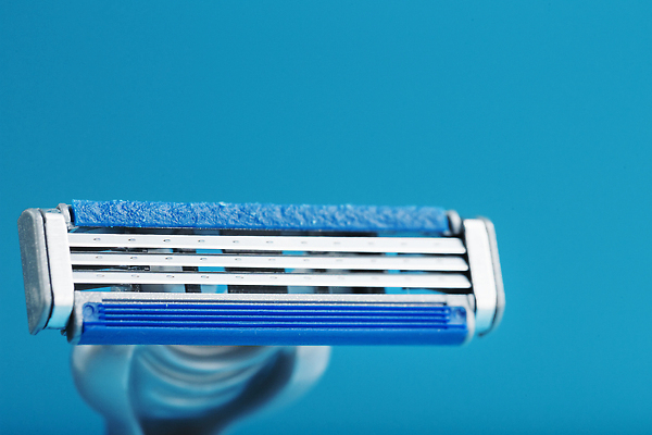 포토 JPG 해외이미지 사람없음 파란색 시원함 면도기 카피스페이스 해외202309 해외포토 컬러 위생용품 공백 파일형식