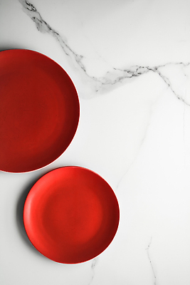 포토 JPG 해외이미지 그릇 사람없음 빨간색 화려 플랫 오브젝트 대리석 해외202309 해외포토 식기 컬러 컨셉 재료 파일형식