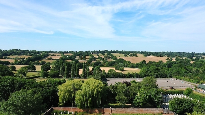 포토 JPG 해외이미지 나무 디자인 종교 조각 여행 백그라운드 잎 패턴 밭 건축양식 자연 하늘 안테나 사람없음 건물 초록색 물 태양 조각상 농장 정원 궁전 도시 복도 빌라 언덕 런던 복고 북쪽 묵주 이웃 방앗간 항공촬영 드론 랜드마크 옛날 조감도 해외202309 해외포토 자연요소 식물 건축물 건축 뷰포인트 컬러 고건축 무늬 농업 통신 종교용품 영국 주택 조형물 방향 생태계 파일형식