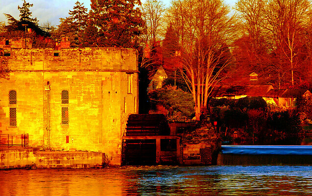 포토 JPG 해외이미지 영어 유럽 건축양식 하늘 영국 잉글랜드 주택 사람없음 건물 초록색 탑 정원 힘 회색 중세 역사 재산 공격 땅 흐림 옛날 해외202309 해외포토 문자 건축물 건축 나라 컬러 모션 날씨 금융 파일형식