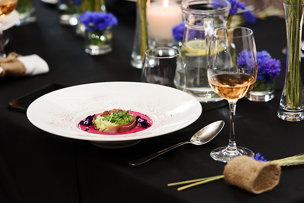 포토 JPG 해외이미지 전통 음료 음식 다이어트 채소 재료 탁자 건강 식이요법 마늘 사람없음 목재 빨간색 주스 시골 신선 약초 유기농 날것 슬라이스 섬유 진홍색 건강식 내추럴 무생채 비트 생식 스무디 채식주의자 비건 맛있는 해외202309 해외포토 나무 웰빙 컬러 가구 직물 풀_식물 채식 파일형식