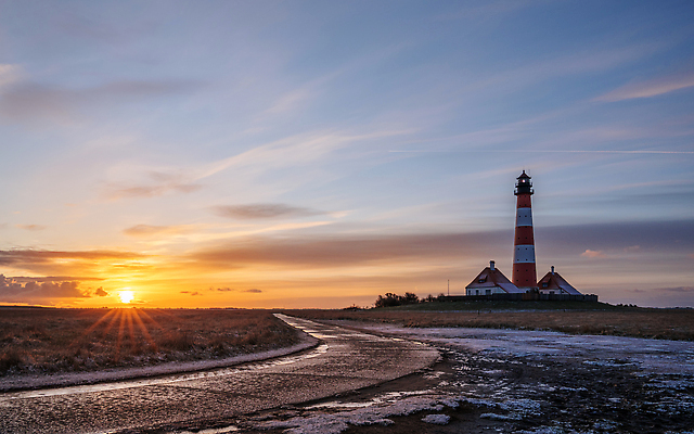포토 JPG 해외이미지 구름 유럽 여행 건축양식 자연 하늘 등대 독일 파노라마 풍경 사람없음 야외 건물 관광지 시골 랜드마크 명승지 해외202309 해외포토 자연요소 건축물 건축 나라 촬영기법 생태계 파일형식
