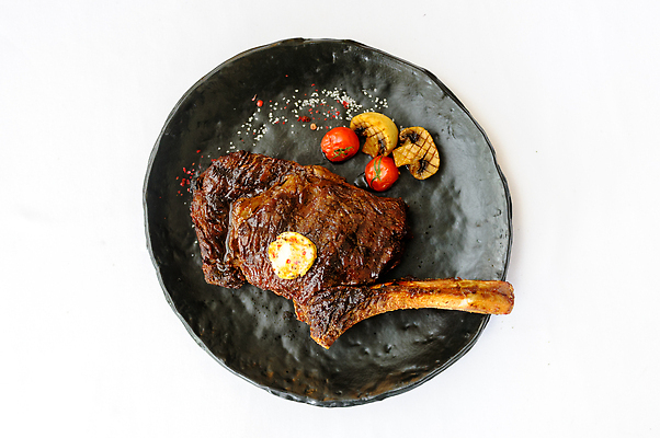 포토 JPG 해외이미지 접시 토마토 스테이크 사람없음 버섯 분위기 플레이팅 해외202309 해외포토 식기 컨셉 채소 서양음식 상차림 파일형식