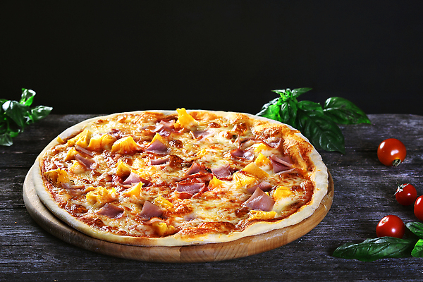 포토 JPG 해외이미지 음식 컬러 조각 백그라운드 토마토 채소 재료 부분 탁자 피망 치즈 피자 실내 요리 사람없음 목재 가로 갈색 여러개 이탈리아 최고 정상 자르기 천 굽기 먹기 파인애플 올리브 주걱 베이컨 모짜렐라치즈 살라미 페퍼로니 전경 해외202309 해외포토 나무 열매 유럽 가구 다수 과일 모션 주방용품 유제품 패스트푸드 서양음식 돼지고기 풍경 내부 직물 소시지 구이 열대과일 파일형식 탑뷰