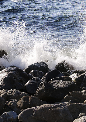 포토 JPG 해외이미지 파도 사람없음 물 젖음 방파제 캘리포니아 분무기 암초 해외202309 해외포토 자연요소 공공시설 바다 미국 파일형식