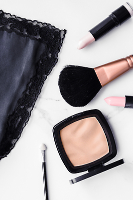 포토 JPG 해외이미지 백그라운드 사람없음 립스틱 고급 대리석 메이크업브러쉬 파운데이션 해외202309 해외포토 컨셉 재료 화장품 붓 파일형식