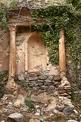 포토 JPG 해외이미지 종교 컬러 여행 백그라운드 일러스트 건축양식 창문 하늘 추상 사람없음 야외 내부 건물 가로 교회 문 손상 시간 화려 복도 역사 버리기 구성 구식 썩음 옛날 파멸 비어있는 해외202309 해외포토 건축물 건축 컨셉 무늬 종교건축 모션 파일형식 소멸