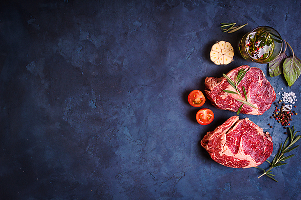 포토 JPG 해외이미지 방울토마토 프레임 스테이크 사람없음 하이앵글 소고기 허브 해외202309 해외포토 식물 뷰포인트 토마토 서양음식 육류 파일형식