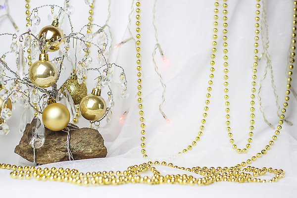 포토 JPG 해외이미지 행복 백그라운드 컨셉 크리스마스 겨울 창문 휴가 새로움 새해 선물 사람없음 장식 빨간색 초록색 단어 알약 산타클로스 우주 기쁨 흰색 연도 서리 핸드메이드 해외202309 해외포토 문자 계절 기념일 감정 컬러 약 파일형식