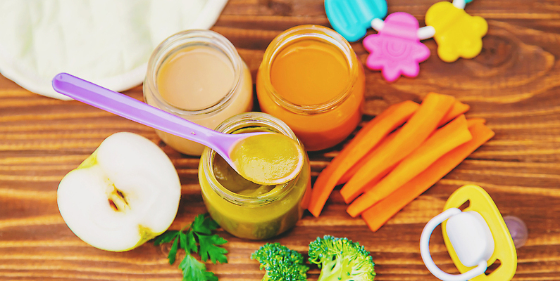 포토 JPG 해외이미지 어린이 음식 백그라운드 채소 과일 재료 유리 탁자 바나나 건강 사람없음 목재 주방 숟가락 식사 저녁식사 당근 흰색 아기 신선 항아리 사발 달콤 맛 아침식사 사과 브로콜리 먹기 유기농 비타민 내추럴 점심식사 걸음마 카피스페이스 해외202309 해외포토 나무 웰빙 컬러 가구 컨셉 모션 재질 뿌리채소 수저 사람 공백 도자기 사기그릇 영양소 파일형식