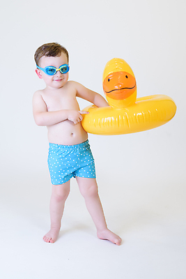 포토 JPG 해외이미지 모양 라이프스타일 디자인 계절 여자 수영복 어린이 바다 여행 백그라운드 오렌지 휴가 휴식 한명 안전 사람 물 비키니 컬러풀 유행 수영 성장 흰색 반지 원형 오브젝트 휴양지 튜브 고무 고립 해외202309 해외포토 자연요소 도형 1 옷 컬러 컨셉 과일 장신구 생활 장소 수상스포츠 파일형식