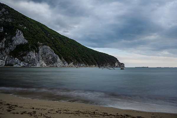 포토 JPG 해외이미지 모래 바다 여행 산 풍경 사람없음 러시아 장노출 수평선 해외202309 해외포토 유럽 촬영기법 파일형식