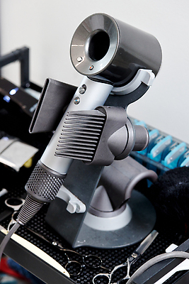 포토 JPG 해외이미지 직업 헤어스타일 디자인 백그라운드 컨셉 가정 건조 사람없음 뷰티 유행 상점 기계 장비 회색 도구 공구 뜨거움 부채 드라이어 미용사 전자 머리장식 이발소 혁명 돌봄 이발사 스타일 해외202309 해외포토 컬러 모션 장식 미용용품 뷰티샵 파일형식