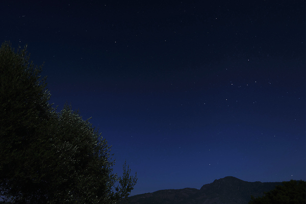 포토 JPG 해외이미지 별 과학 백그라운드 벽지 하늘 사람없음 세로 빛 반짝임 반사 우주 어둠 황혼 새벽 떨어짐 야간 유성 신비 가득함 타일 질감 먼지 점성술 공상 천문학 천국 멀리 광 깊이 무한 샤워실 환상 수평선 반복 강조 해외202309 해외포토 자연요소 교육 컨셉 모션 일몰 샤워시설 파일형식