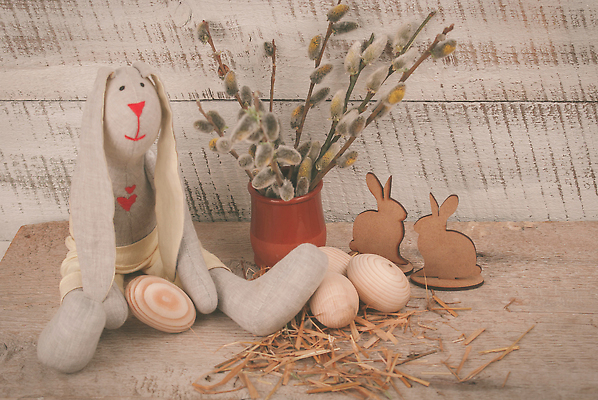 포토 JPG 해외이미지 전통 디자인 계절 꽃 행복 음식 컬러 백그라운드 패턴 탁자 휴가 부활절 선물 이벤트 사람없음 목재 장식 빨간색 초록색 파란색 컬러풀 뷰티 노란색 바구니 우주 계란 축제 페인트 봄 수확 흰색 시골 축하 그룹 둥지 4월 심볼 질감 해외202309 해외포토 나무 식물 기념일 감정 가구 컨셉 무늬 농업 재료 알 날짜 파일형식