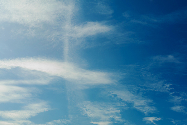 포토 JPG 해외이미지 구름 종교 컬러 백그라운드 자연 하늘 불꽃 풍경 사람없음 여름 파란색 빛 햇빛 태양 뷰티 맑음 희망 놀람 에너지 흰색 전원 예수 폭풍 천국 솜털 산소 오존 파라다이스 영광군 해외202309 해외포토 자연요소 계절 감정 불 날씨 표정 신_종교 원소 전기에너지 전라남도 생태계 파일형식