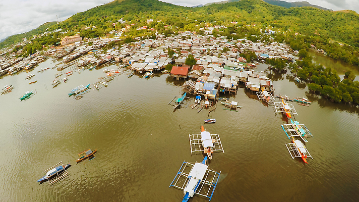포토 JPG 해외이미지 아시아 건축양식 아프리카 지붕 거리 주택 안테나 협상 사람 사람없음 야외 숫자 3D 축제 도시 잠 쓰레기 오두막 가난 기아 지역 커뮤니티 브라질 리빙 이웃 빈민가 인구 동정 해외202309 해외포토 문자 건축 나라 컨셉 비즈니스 통신 건물 남아메리카 사회이슈 디지털합성 파일형식