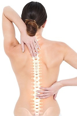 포토 JPG 해외이미지 백인 라이프스타일 여자 신체 뼈 갈색머리 골격 건강 한명 서기 20대 빨간색 고통 터치 질병 날씬함 척추 바디케어 요통 의료성형뷰티 해외202004 해외포토 서양인 1 헤어스타일 감정 컬러 의학 모션 사람 청년 생활 몸매 허리통증 파일형식