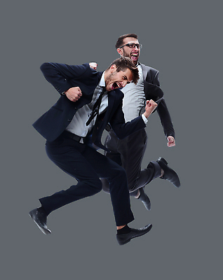 포토 JPG 해외이미지 전신 직업 남자 행복 이동 컨셉 2 비즈니스 모션 성공 노동자 실내 사람 정장 두명 점프 기쁨 댄서 자유 흰색 표현 춤 우승 비즈니스맨 행운 흥분 경영자 경영 고립 승자 정중 카피스페이스 해외202309 해외포토 옷 감정 컬러 문화예술 내부 공백 최고 직장인 리더 파일형식