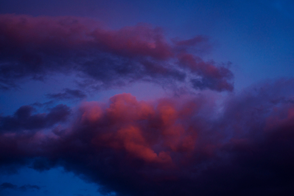 포토 JPG 해외이미지 구름 컬러 여행 자연 하늘 추상 휴가 파노라마 풍경 사람없음 야외 빨간색 물 여름 파란색 빛 컬러풀 햇빛 태양 뷰티 반사 일출 맑음 보라색 어둠 일몰 새벽 활발 저녁 장면 천국 수평선 해외202309 해외포토 자연요소 계절 컨셉 무늬 날씨 촬영기법 노을 야간 생태계 파일형식